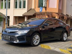 Toyota Camry 2.5 V 2017 dp minim bs tt