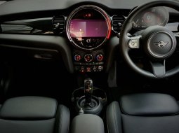 KM 4rb! Mini Cooper 1.5 Turbo Hatch LCI 3Door At Nik 2021 Pakai 2022 Green 10