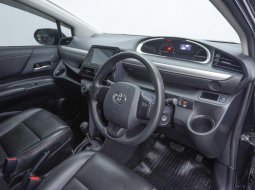 Toyota Sienta G 2017 MPV 10