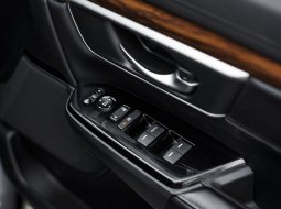 Honda CR-V 1.5L Turbo Prestige 2017 Abu-abu 10