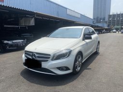 Mercedes-Benz A-Class A 200 2013 Putih