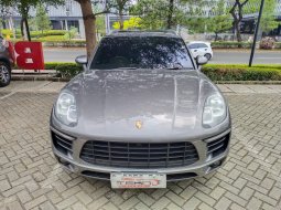 2014/2015 Porsche Macan 2.0L A/T (CBU)