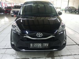 Toyota Sienta V 2021