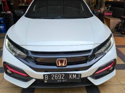 Honda Civic Hatchback 2018 1