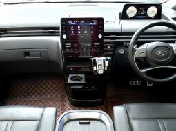 Dp49jt Km11rb Hyundai Staria Signature 9 seater 2021 hitam pajak panjang cash kredit proses bisa 11