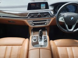 BMW 7 Series 730Li 2018 hitam 19rban mls pajak panjang cash kredit proses bisa dibantu 11