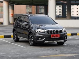 Suzuki SX4 S-Cross AT 2019 Abu-abu