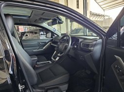 Toyota Innova Q TSS Modellista Hybrid 2.0 AT ( Matic ) 2022 Hitam Km 8rban Good Condition Siap Pakai 11