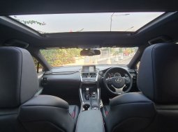Lexus NX200 F-Sport At 2017 Black On Dark Rose 9