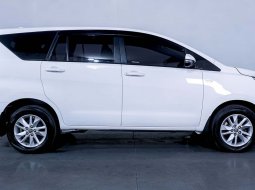 Toyota Kijang Innova V A/T Gasoline 4