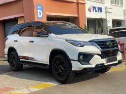 Toyota Fortuner 2.4 TRD AT 2020 vrz bs tt dp ceper