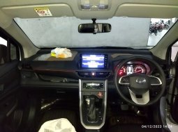 Daihatsu Xenia 1.5 R Deluxe AT 2023 Silver 10