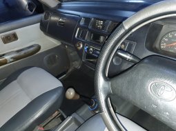 Mitsubishi Colt L300 Box Diesel Manual 2017 Low km power steering 14