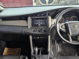 Toyota Innova 2.0 G A/T ( Matic ) 2017 Hitam Km 77rban Mulus Siap Pakai 4