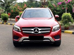 KM 19rb, Mercedes Benz GLC200 Exclusive Line At (X253) CKD 2018 Red