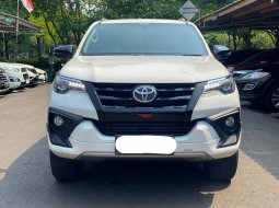 Toyota Fortuner VRZ TRD