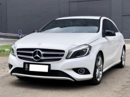 Mercedes-Benz A-Class A 200 2013 Putih