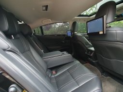 KM 20rb! Lexus ES300 Hybrid Ultra Luxury At 2018 Hitam 12