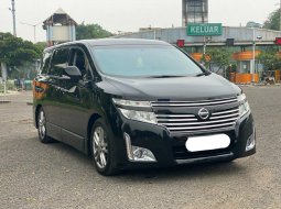 Nissan Elgrand Highway Star 1