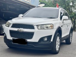 Chevrolet Captiva 2.0 Diesel NA 2015 Putih 6