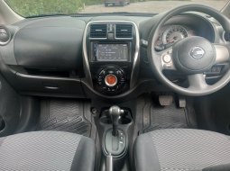 Nissan March 1.2L XS AT 2016 4