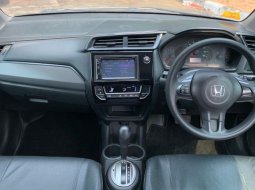 Honda Mobilio RS CVT 2016 Putih 8