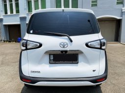 Toyota Sienta V CVT 2017 dp pake motor 3
