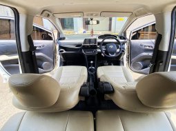 Toyota Sienta V CVT 2017 dp pake motor 4
