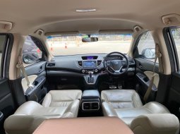 Honda CR-V 2.4 10