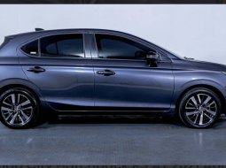 Honda City Hatchback New  City RS Hatchback CVT 2021 Abu-abu 4