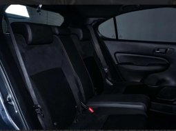 Honda City Hatchback New  City RS Hatchback CVT 2021 Abu-abu 8