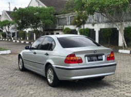 BMW 318i 2002 Istimewa 1