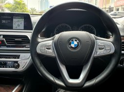 BMW 7 Series 740Li 2018 hitam 10rban mls cash kredit proses bisa dibantu 12