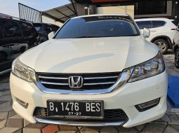 Honda Accord 2.4 VTi-L Tahun 2014 Kondisi Mulus Terawat Seperti Baru 1