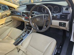 Honda Accord 2.4 VTi-L Tahun 2014 Kondisi Mulus Terawat Seperti Baru 7