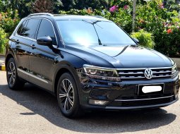 Volkswagen Tiguan 1.4L TSI 2018 hitam 40rban mls cash kredit proses bisa dibantu
