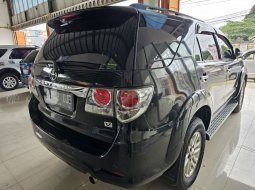 Toyota Fortuner V NIK 2011 Kondisi Mulus Terawat Istimewa Seperti Baru 8