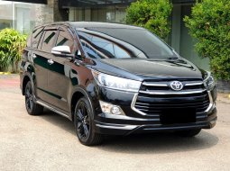 Toyota Venturer 2.4 A/T DSL 2017 diesel hitam km58ribuan  pajak panjang cash kredit proses bisa 3