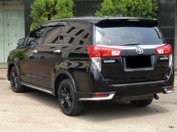Toyota Venturer 2.4 A/T DSL 2017 diesel hitam km58ribuan  pajak panjang cash kredit proses bisa 5