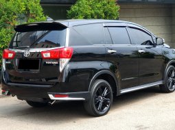 Toyota Venturer 2.4 A/T DSL 2017 diesel hitam km58ribuan  pajak panjang cash kredit proses bisa 6