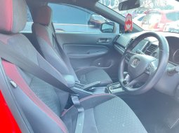 Honda City Hatchback RS Matic Tahun 2022 Kondisi Mulus Terawat 6