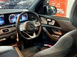 Mercedes-Benz GLE 400 Coupe 4MATIC AMG Line 2022 Hitam 18