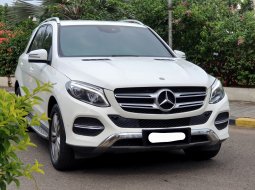 Mercedes-Benz GLE 400 amg line 2017 putih 38rban mls cash kredit proses bisa dibantu