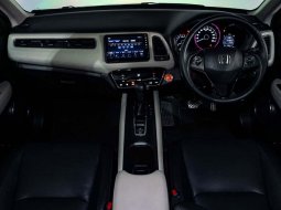 JUAL Honda HR-V 1.8 Prestige AT 2020 Hitam 8