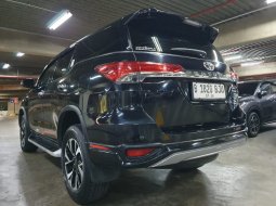 Toyota Fortuner 2.4 VRZ AT Diesel 2019 facelift 18