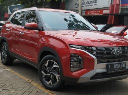 Jual mobil Hyundai Creta 2022 1.5 Style Merah Tgn Pertama