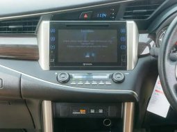 Toyota Kijang Innova 2.4V 2019 Silver 7