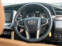 Toyota Kijang Innova 2.4V 2019 Silver 9