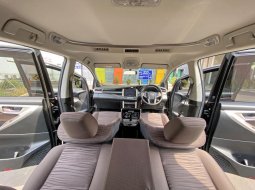 Toyota Kijang Innova 2.4V 2020 diesel dp ceper usd 2021 new model 4