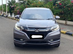 Honda HR-V Prestige 2017 abu sunroof cash kredit proses bisa dibantu 1